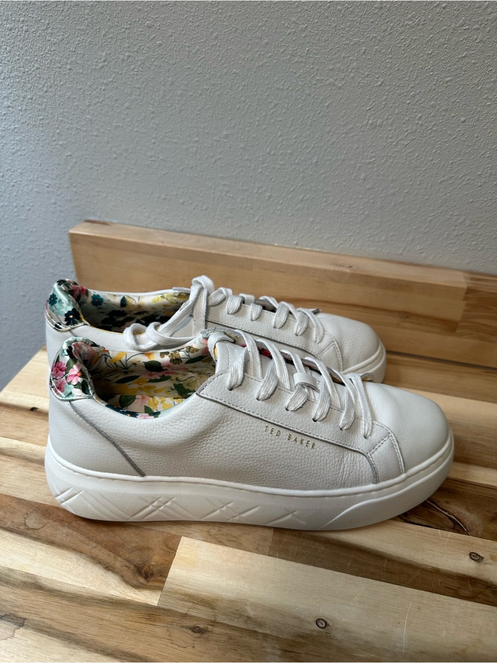 Ted Baker White Leather Floral-Lined Women's Sneakers